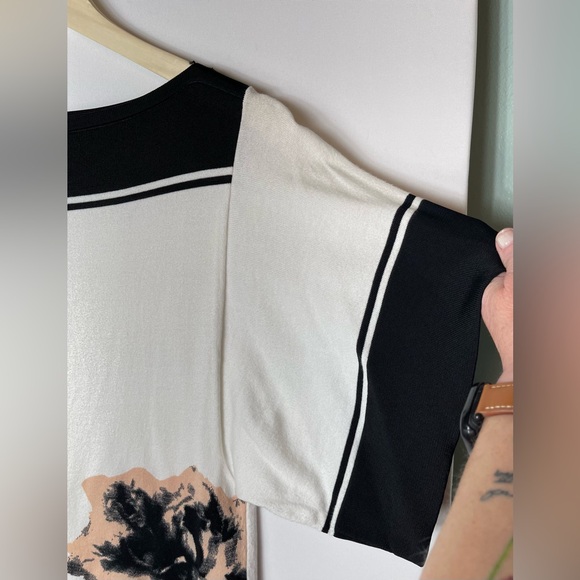 Vince Camuto Womens Short Sleeves Floral Neck Pullover Sweater Black Size Xs - Picture 2 of 7